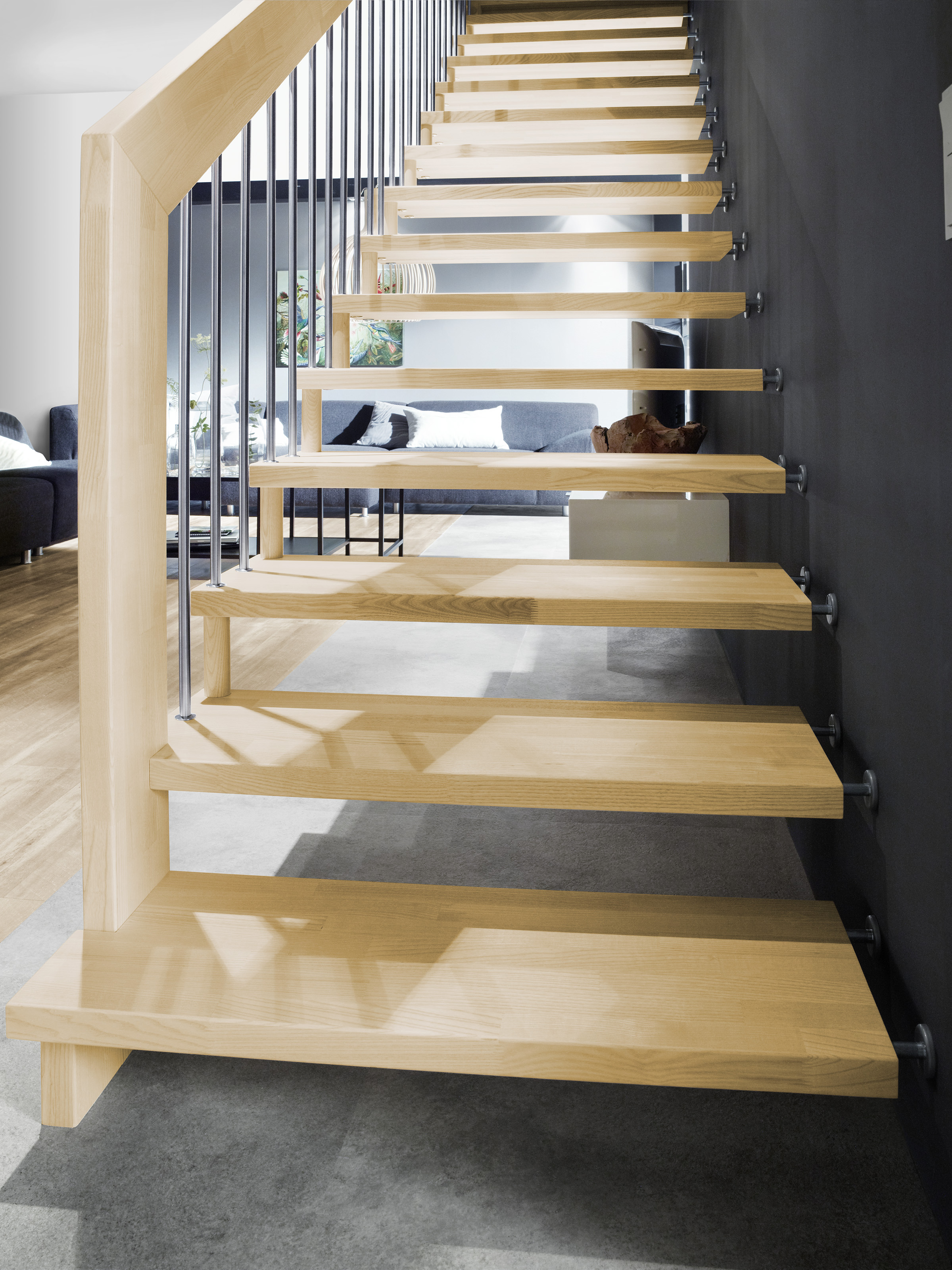 Stilvolle Treppengestaltung mit heimischem Hartholz von Treppenmeister