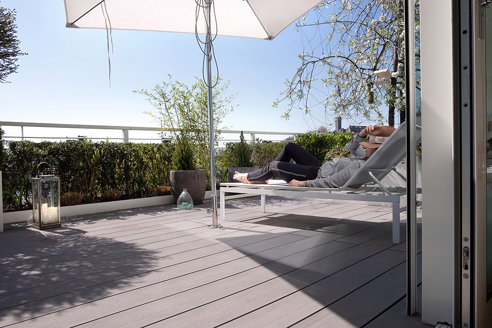 Edles Grau für die Terrasse: Design-Dielen für besondere gestalterische Akzente von horrydoo